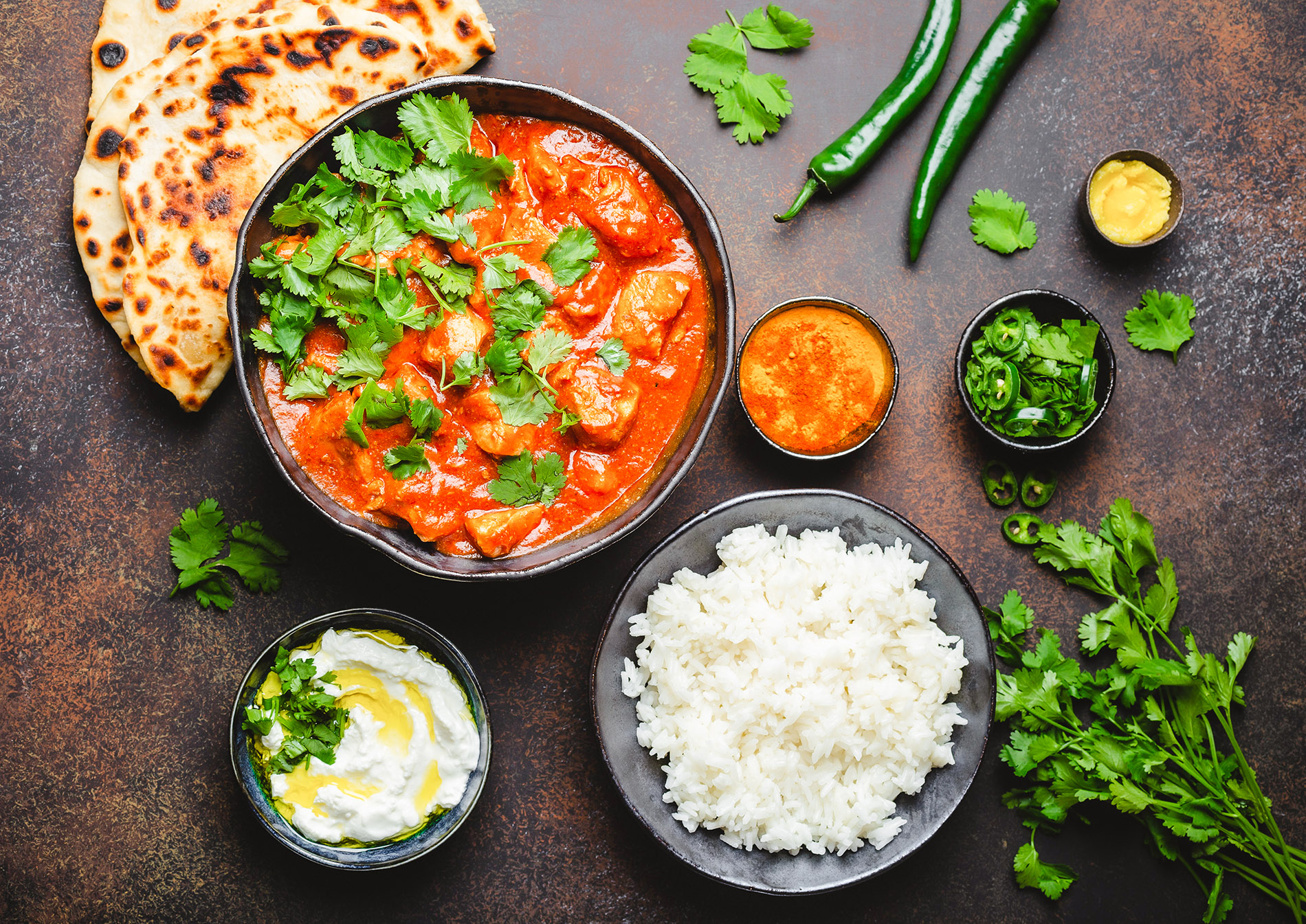 Frisch gekochtes Currygericht mit Reis